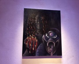 Kalostrape Ostatua & Jatetxea, Baiona, Euskal Herria. Bar & Restaurant incontournable situé au 22 rue Marengo, au coeur du Petit Bayonne. Bar à tapas et bar à cocktails. Exposition de décembre 2018 avec les oeuvres d'Itziar Moreno et de Lorentxa Beyrie