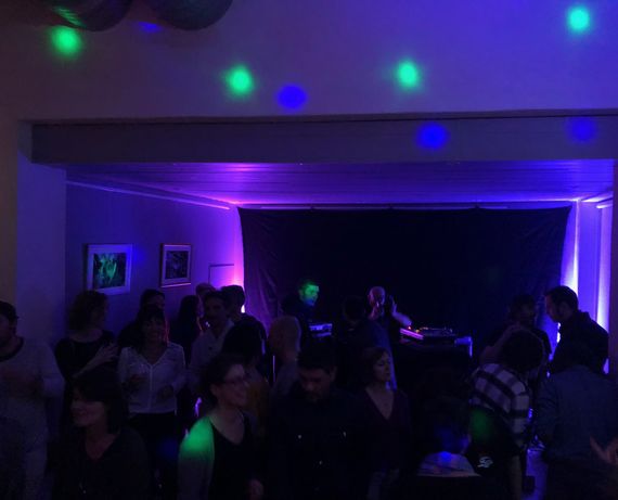 Kalostrape Ostatua Jatetxea, Baiona, Euskal Herria. Bar et restaurant à Bayonne, dans l'ancien cloître de Visitandines. Soirée du 24 février 2018, Soul Experience avec Roberto Tortuga et Imanol Basterra. Vu de la scène.