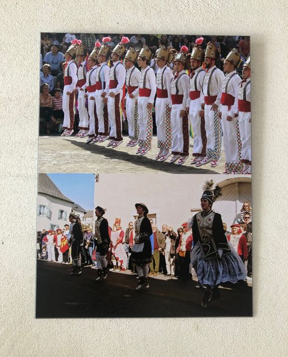 Kalostrape Ostatua et Jatetxea, Baiona, Euskal Herria. Bar et restaurant incontournable du centre historique de Bayonne. Situé au 22 rue Marengo dans l'ancien cloître des Visitandines. Exposition du mois de mars 2020 avec les photos de Jacques Lannes