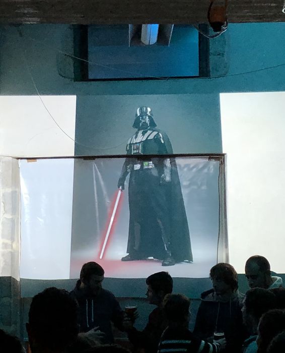 Kalostrape Ostatua eta Jatetxea, Baiona, Euskal Herria. Bar et restaurant au coeur du Petit Bayonne. Soirée rap organisé avec Zizpa Gaztetxea le jeudi 21 février 2019, au 22 rue Marengo