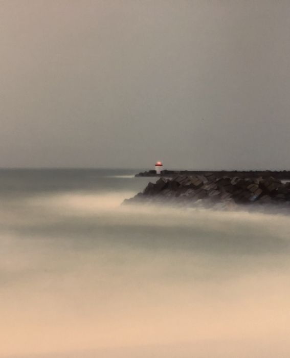 Kalostrape Ostatua eta Jatetxea, Baiona, Euskal Herria. Maiatzaren erakusketa. Restaurant et bar incontournable du Petit Bayonne. Situé au 22 rue Marengo. Exposition du mois de mai 2019 avec le photographe Beñat Picabea.
