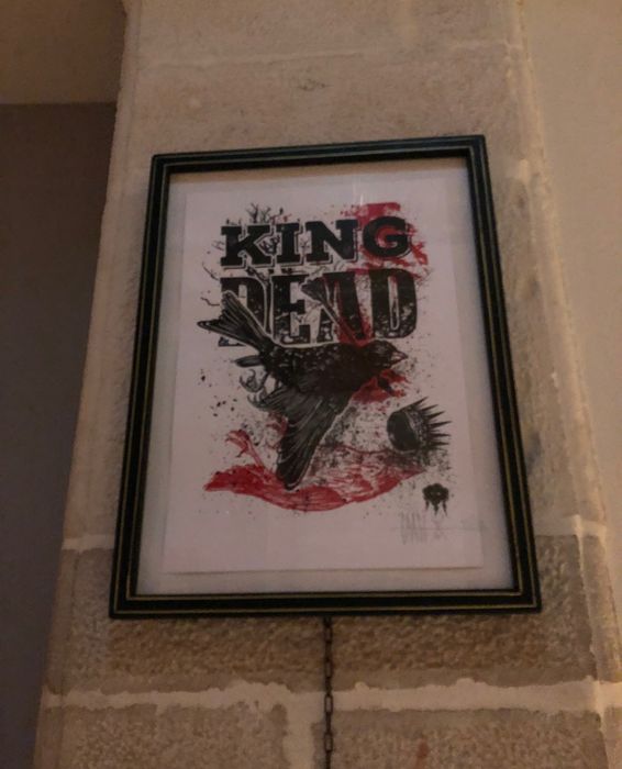 Kalostrape Ostatua Jatetxea Erakusketa, Baiona, Euskal Herria. Bar, restaurant du Petit Bayonne. exposition du mois de janvier 2018 avec la Galerie ArtCliko et l'artiste Paul Vinoy