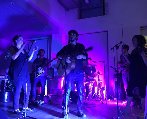 kalostrape restaurant bar bayonne pays basque concert ostatua jatetxea euskal herria baiona cocktails vin ration tapas pintxo incontournable bières belges soirées exposition photographie after work fêtes de bayonne baionako bestak
