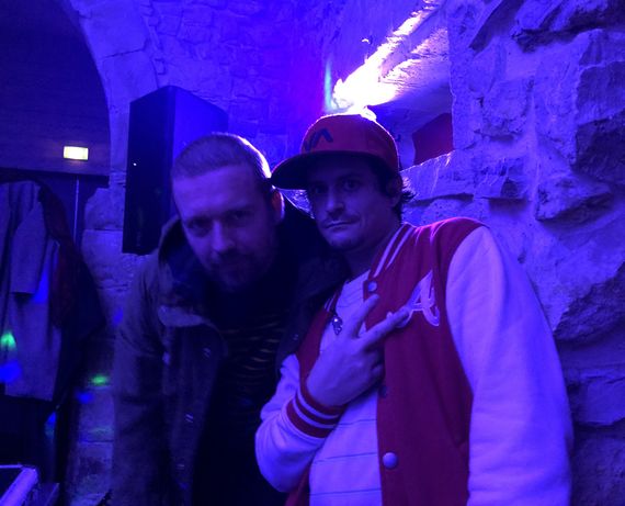 Kalostrape Ostatua Jatetxea, Baiona Euskal Herria - Bar restaurant au coeur du quartier du Petit Bayonne. Concerts et soirées. Souvenirs de la DSF Party du samedi 18 décembre 2017.