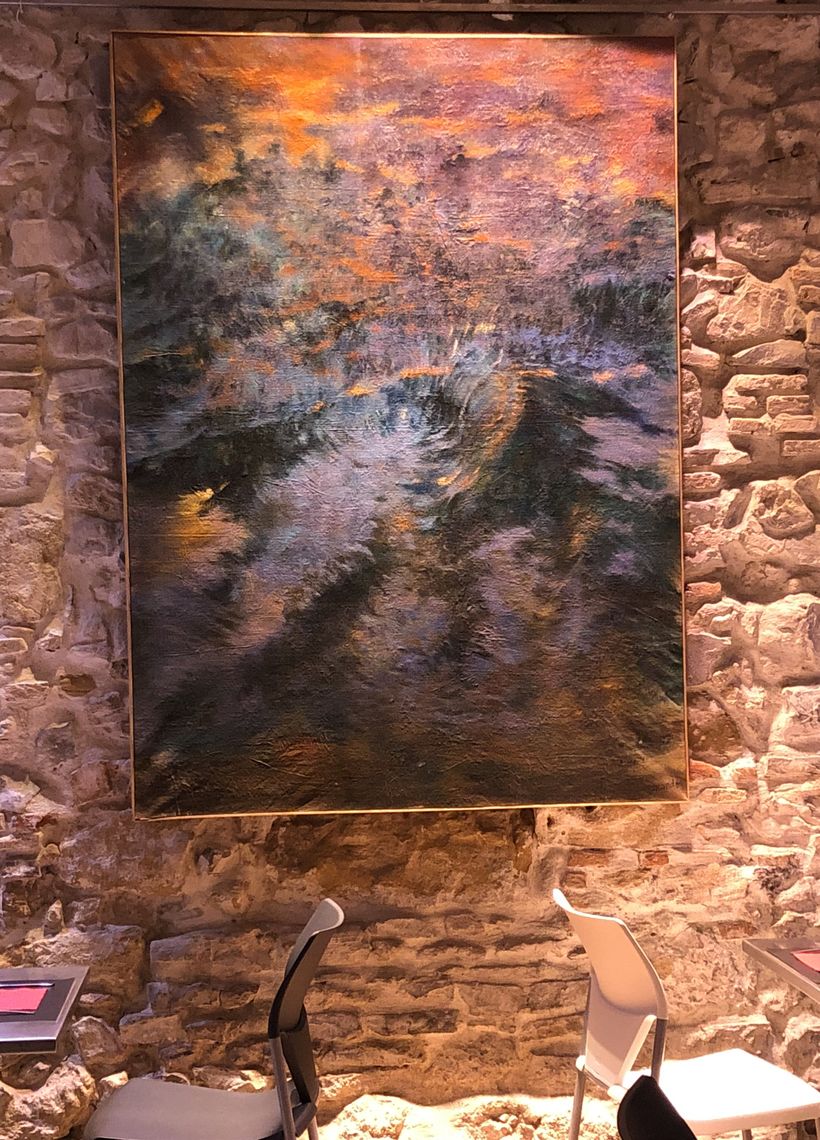Kalostrape Ostatua eta Jatetxea, Baiona, Euskal Herria. Restaurant et bar incontournable du centre historique du Petit Bayonne. Situé dans l'ancien cloître des Visitandines, au 22 rue Marengo. Nous vous accueillons du mardi au samedi. Exposition du mois de juin 2019, avec l'artiste Rikardo Pascual de l'association Ur Taldea