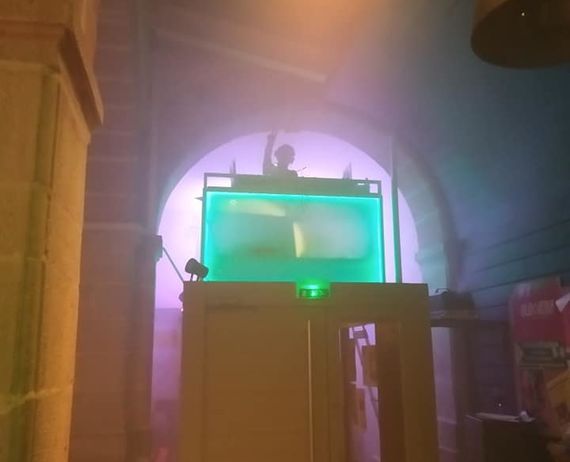 Kalostrape Ostatua, Bar et restaurant situé au coeur du Petit Bayonne, dans l'ancien cloître des Visitandines, au 22 rue Marengo. Soirée Kalostrape Groove Klub #8 du samedi 9 mars 2019, avec Igor Singermorming