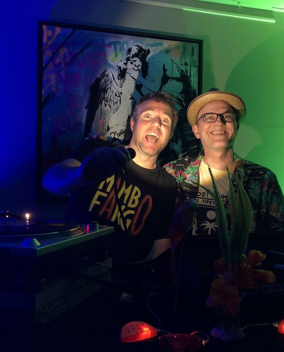 Kalostrape Ostatua, jatetxea, Baiona, Euskal Herria. Bar et restaurant incontournable du Petit Bayonne, situé dans un ancien cloître. Soirée Mambo Fango, le samedi 14 avril 2018, avec Martin Budin et Inaki San, organisé avec Roberto Tortuga