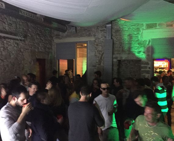 kalostrape restaurant bar bayonne pays basque concert ostatua jatetxea euskal herria baiona cocktails vin ration tapas pintxo incontournable bières belges soirées exposition photographie after work fêtes de bayonne baionako bestak