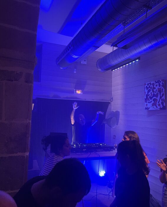 Kalostrape Ostatua eta jatetxea, Baiona. Restaurant traditionnel et bar atypique du petit Bayonne. Soirée Mix gaua du 16 mars 2024 avec Balpores