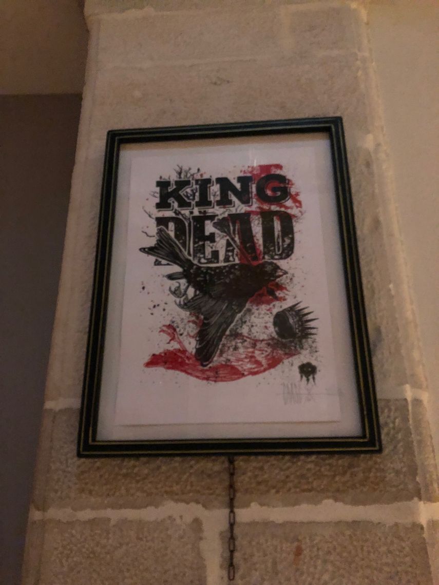 Kalostrape Ostatua Jatetxea, Baiona Euskal Herria. Erakusketa. Bar et restaurant à Bayonne. Soirées, concerts et expositions. Exposition de janvier 2018 avec la galerie Artcliko, exposition collective. Sérigraphie de Paul Vinoy.